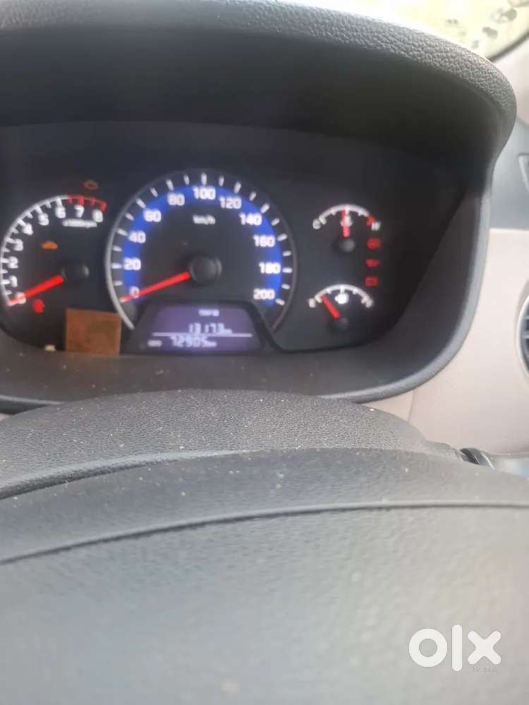 Hyundai Xcent 2014 Petrol 72000 Km Driven