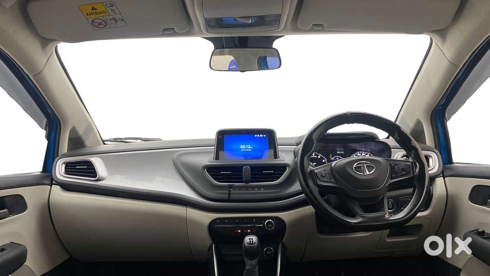 Tata Altroz Xz, 2022, Petrol