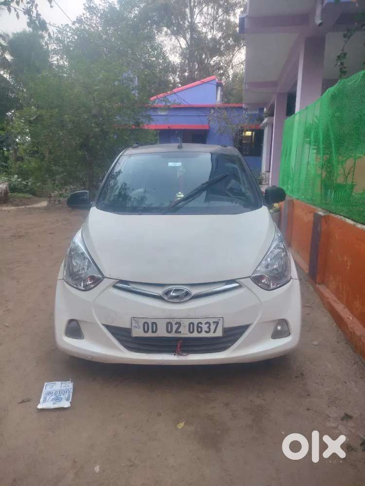 Hyundai Eon 2012 Petrol Well Maintained