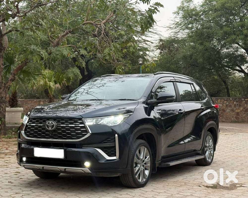 Toyota Innova Hycross 2.0 Zx Hybrid 7 Str, 2024, Petrol