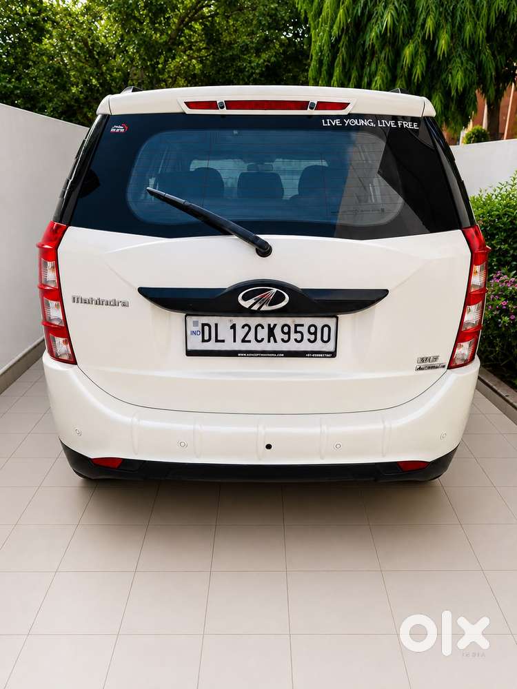 Mahindra Xuv500 At W6 2wd, 2016, Diesel