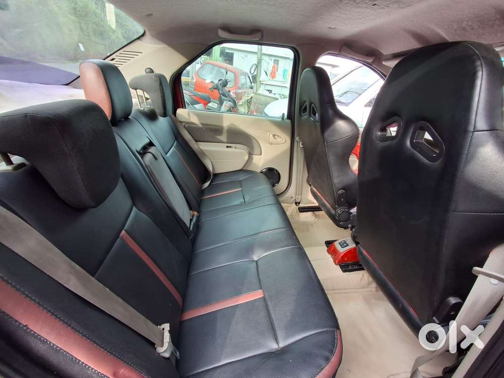 Mahindra Renault Logan 2010 With Premium Racing Bucket Seats