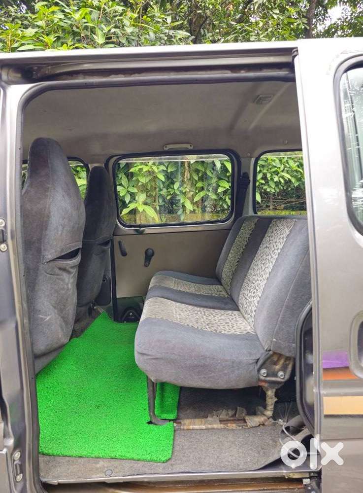 Maruti Suzuki Eeco 5 Str With A/c+htr, 2010, Petrol