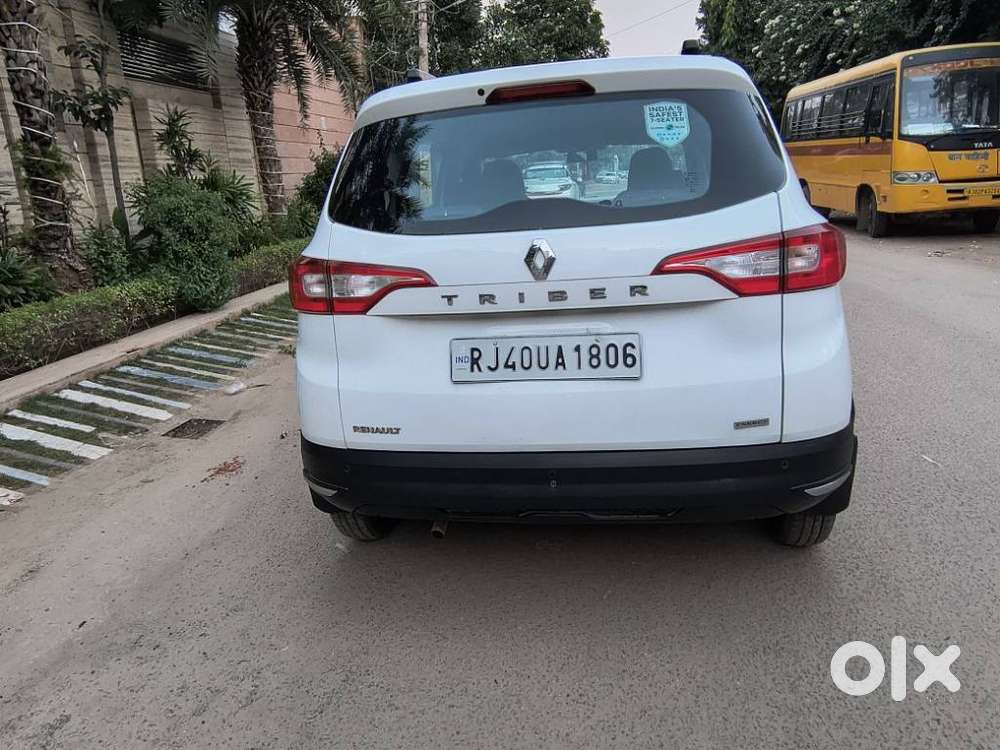 Renault Triber 1.0 Rxe, 2021, Petrol