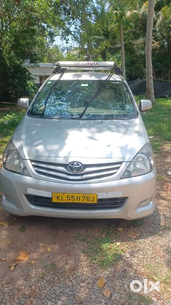 Toyota Innova 2011 Diesel 470000 Km Driven