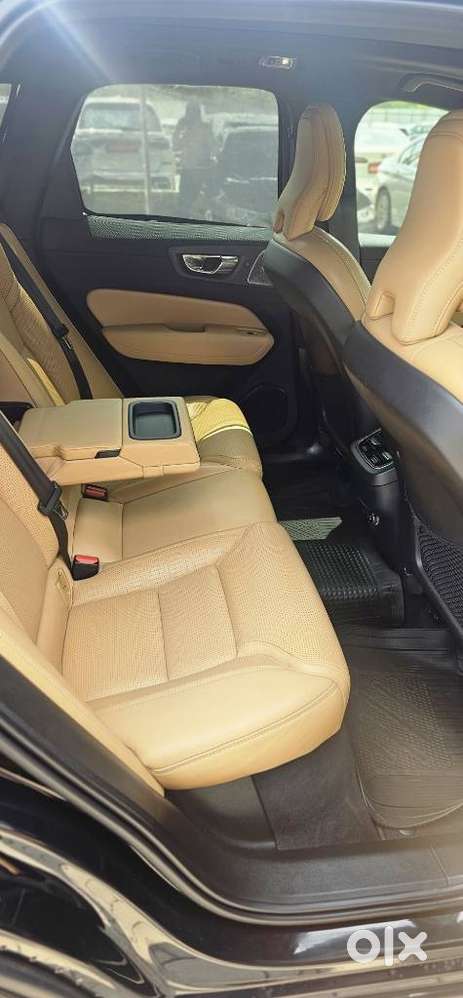 Volvo Xc60 D5 Inscription, 2019, Diesel