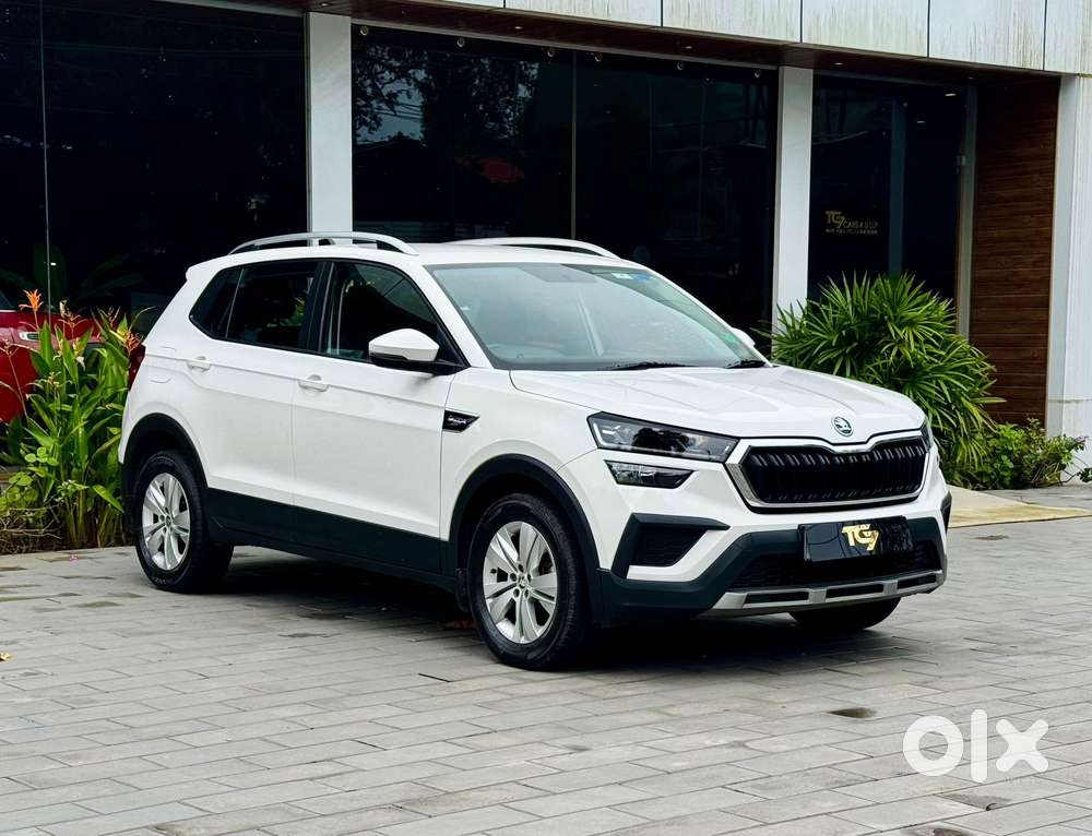 Skoda Kushaq 1.0 Tsi Ambition, 2023, Petrol