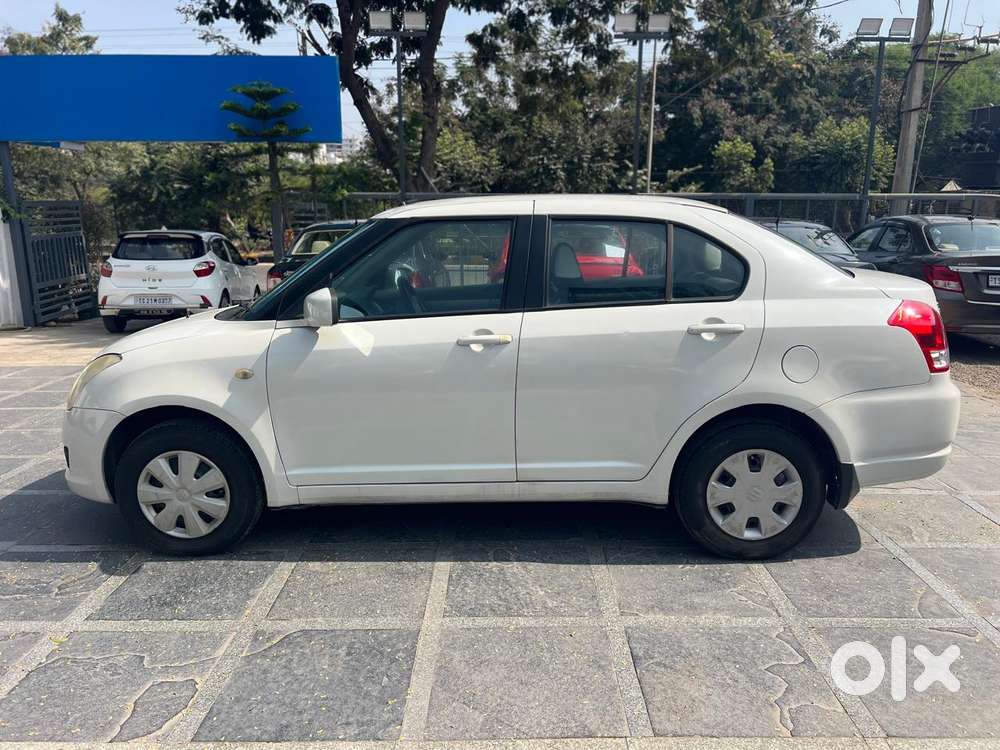Maruti Suzuki Swift Dzire Vxi, 2011, Petrol