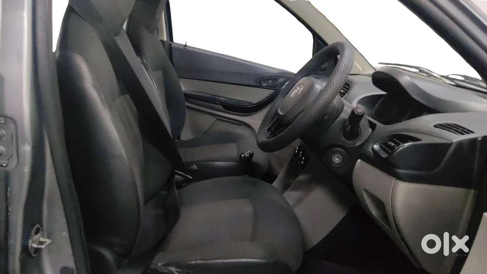 Tata Tiago 1.2 Revotron Xm, 2018, Petrol