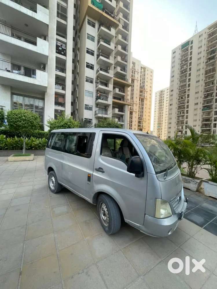 Tata Venture Van