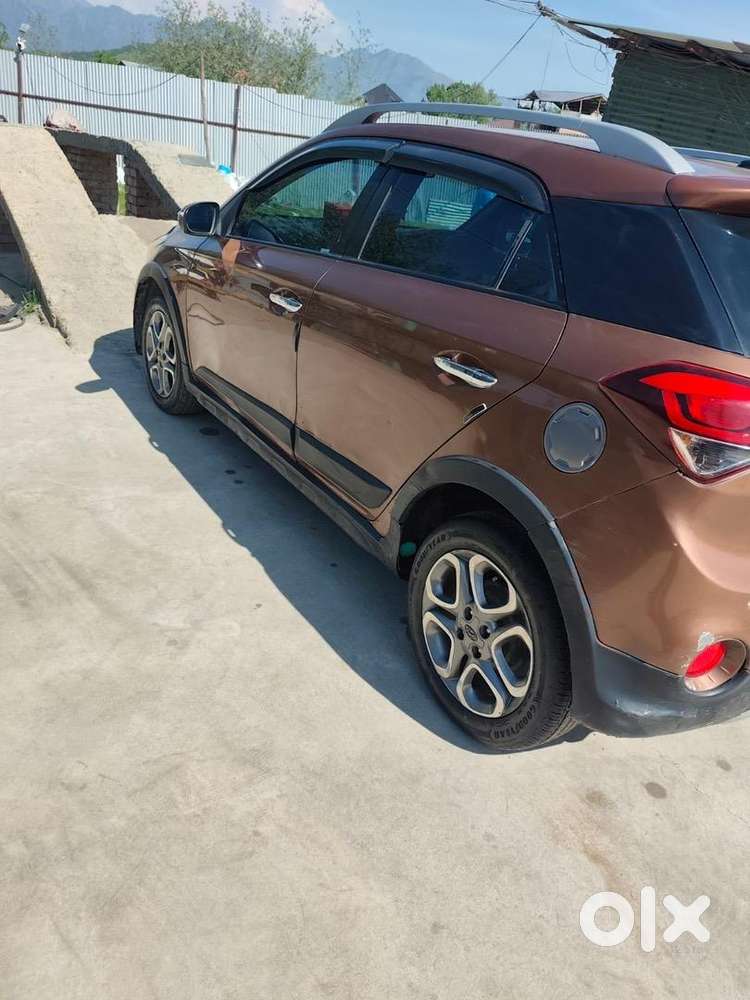 Hyundai I20 Active 2016 Diesel Well Maintained