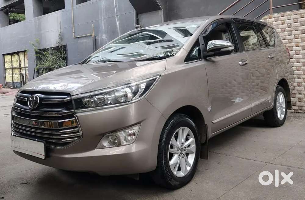 Toyota Innova Crysta 2016 Diesel Automatic 105000 Km Driven