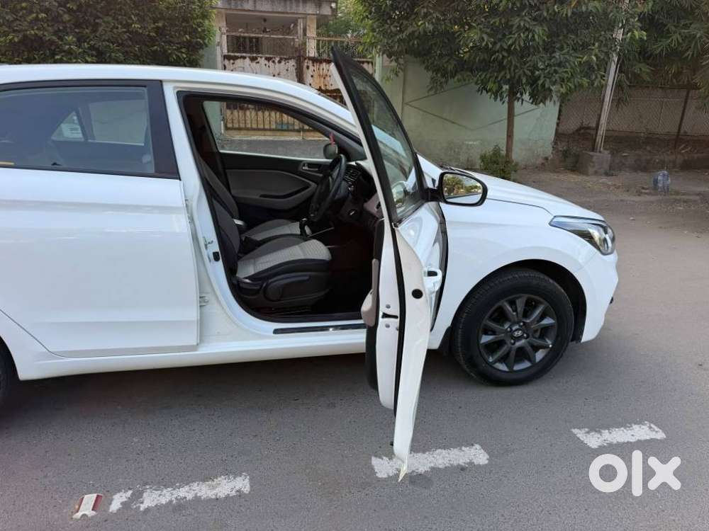 Hyundai I20 Sportz Plus, 2020, Petrol