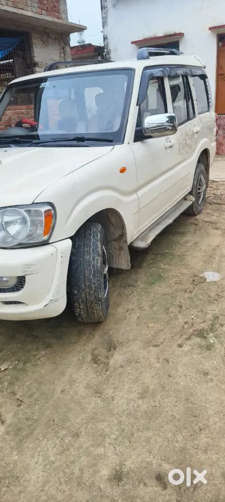 Mahindra Scorpio 2012 Diesel M2di Variant