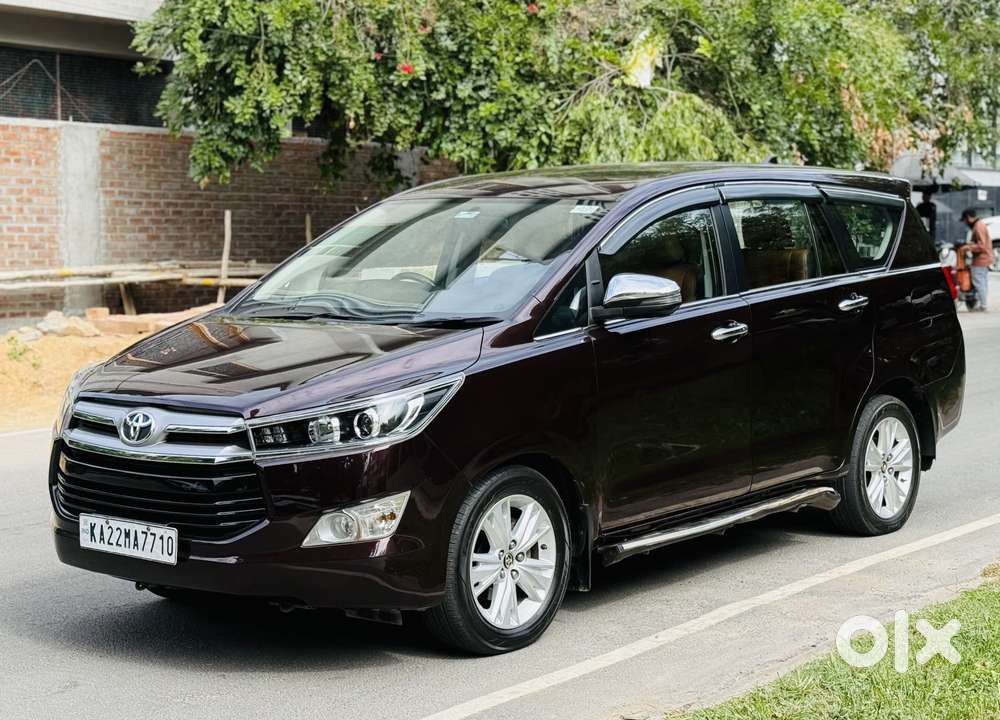 Toyota Innova Crysta 2.8 Zx At 7 Seater, 2018, Diesel