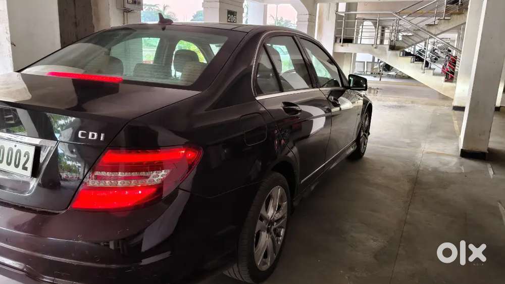 Mercedes-benz C220 Cdi Grand Edition With Vip Number(0002).