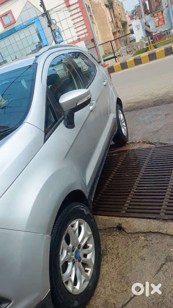 Ford Ecosport Titinum 20+ Average