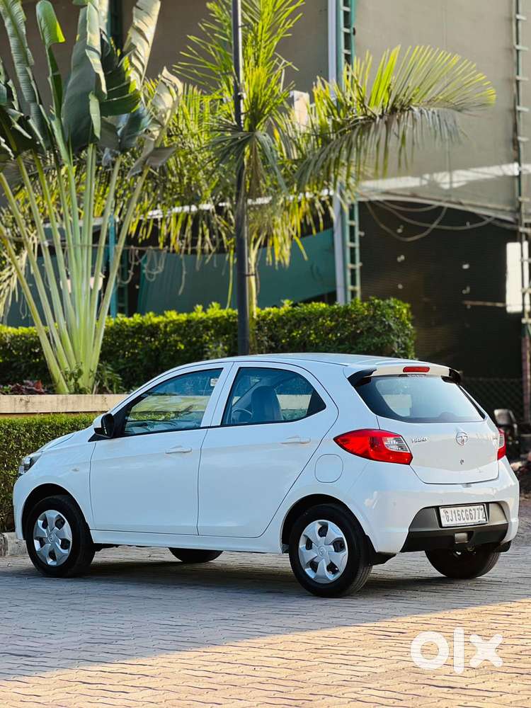 Tata Tiago 1.2 Revotron Xta, 2017, Petrol