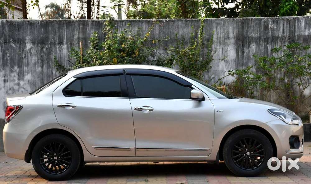 Maruti Suzuki Swift Dzire Zxi + Amt, 2018, Petrol