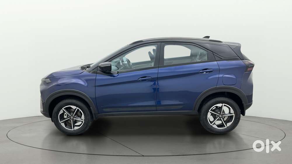 Tata Nexon Pure (s) 1.2 Petrol 6amt, 2025, Petrol