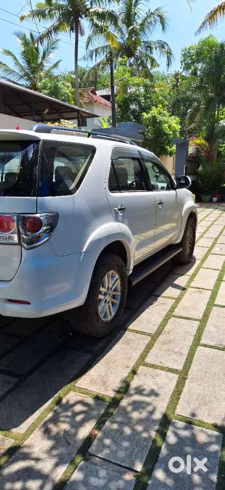 2013/11,toyota Fortuner 3-0 D4-d Automatic,5speed, Km:91400,
