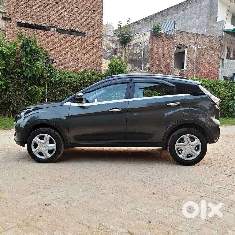 Tata Nexon 1.2 Revotron Xma Amt (s), 2020, Petrol
