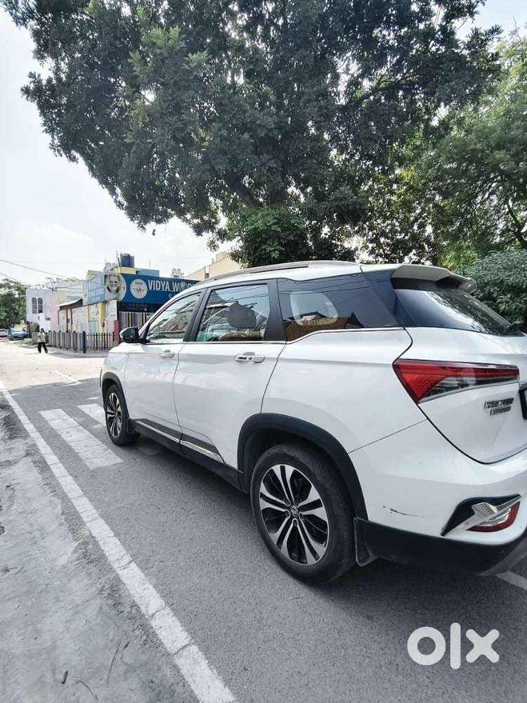 Mg Hector Plus 1.5 Sharp Turbo Cvt 6 Str, 2021, Petrol