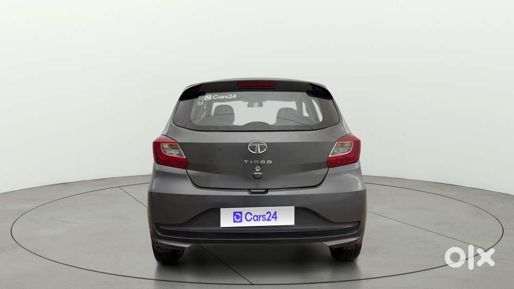 Tata Tiago 1.2 Revotron Xta, 2022, Petrol
