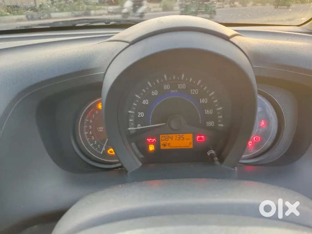 Honda Brio Vx Mt 2015