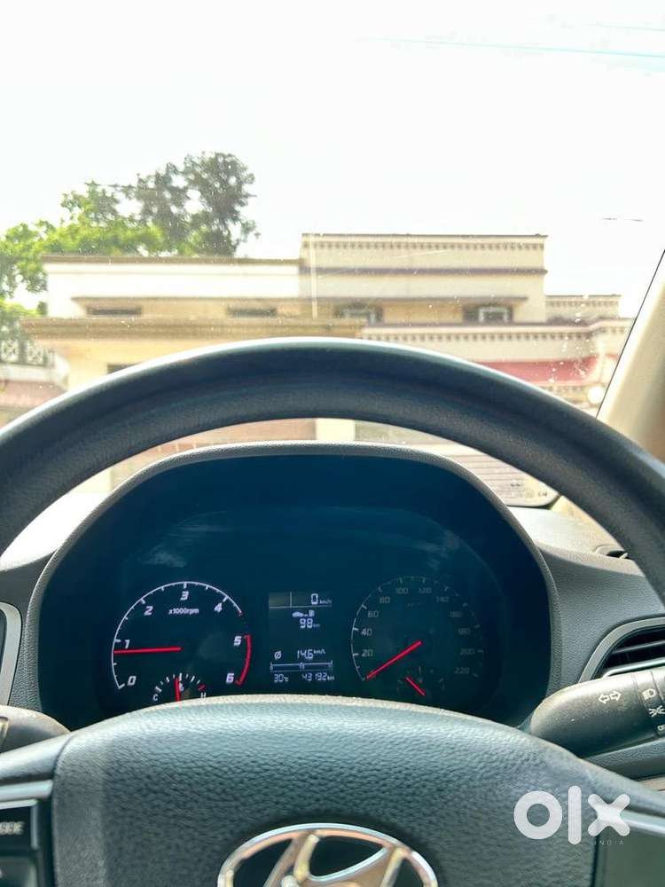 Hyundai Verna 2020 Diesel 430000 Km Driven