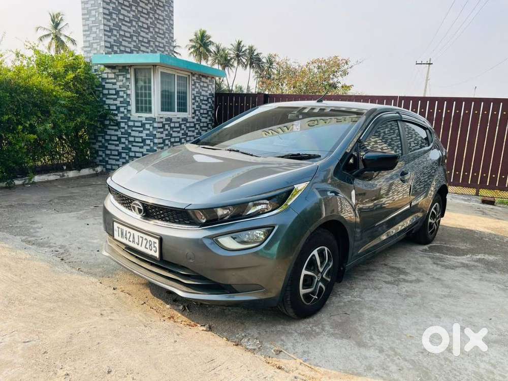 Tata Altroz 1.2 Xe Plus Petrol, 2022, Petrol