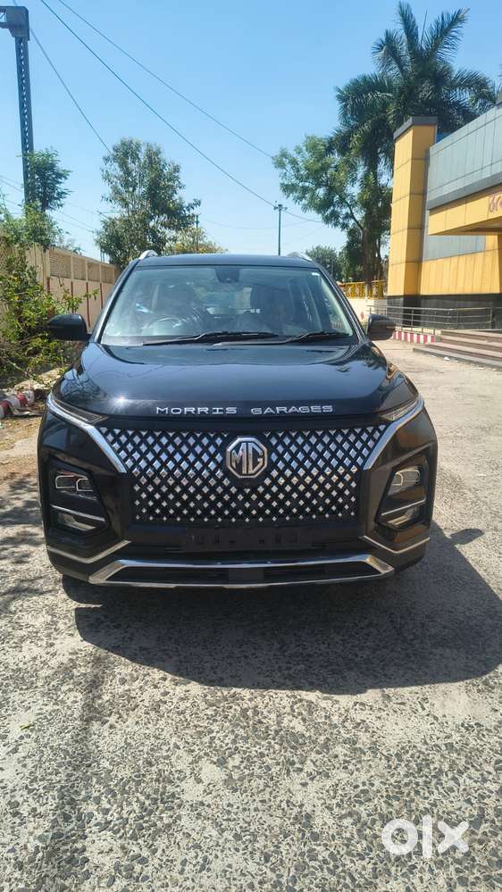 Mg Hector Plus Savvy Pro 1.5 Turbo Petrol Cvt 6 Str Dual Tone, 2021,..