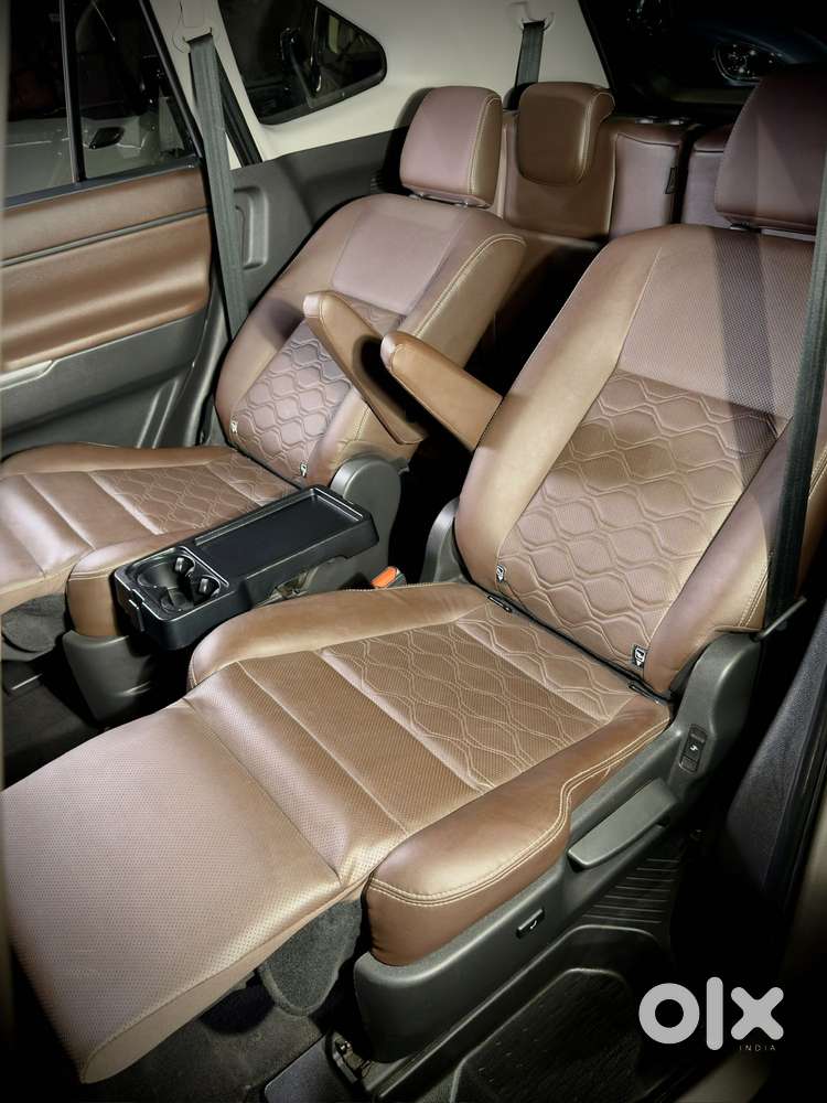 Toyota Innova Hycross 2.0 Zx (o) Hybrid 7 Str, 2023, Petrol