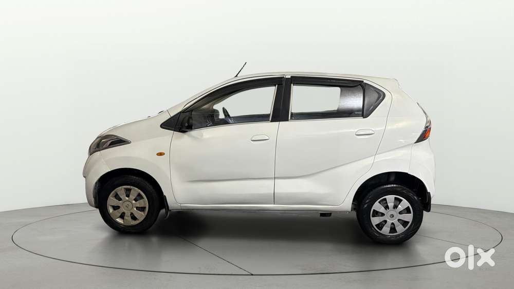 Datsun Redigo T Option, 2016, Petrol