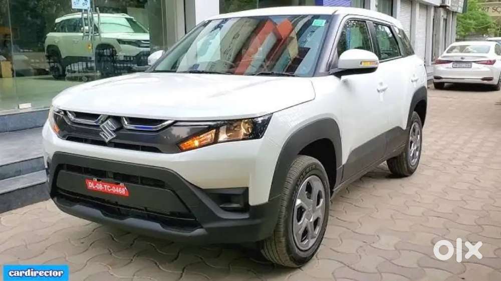 Maruti Suzuki Brezza 2025 Cng & Hybrids 8023 Km Driven