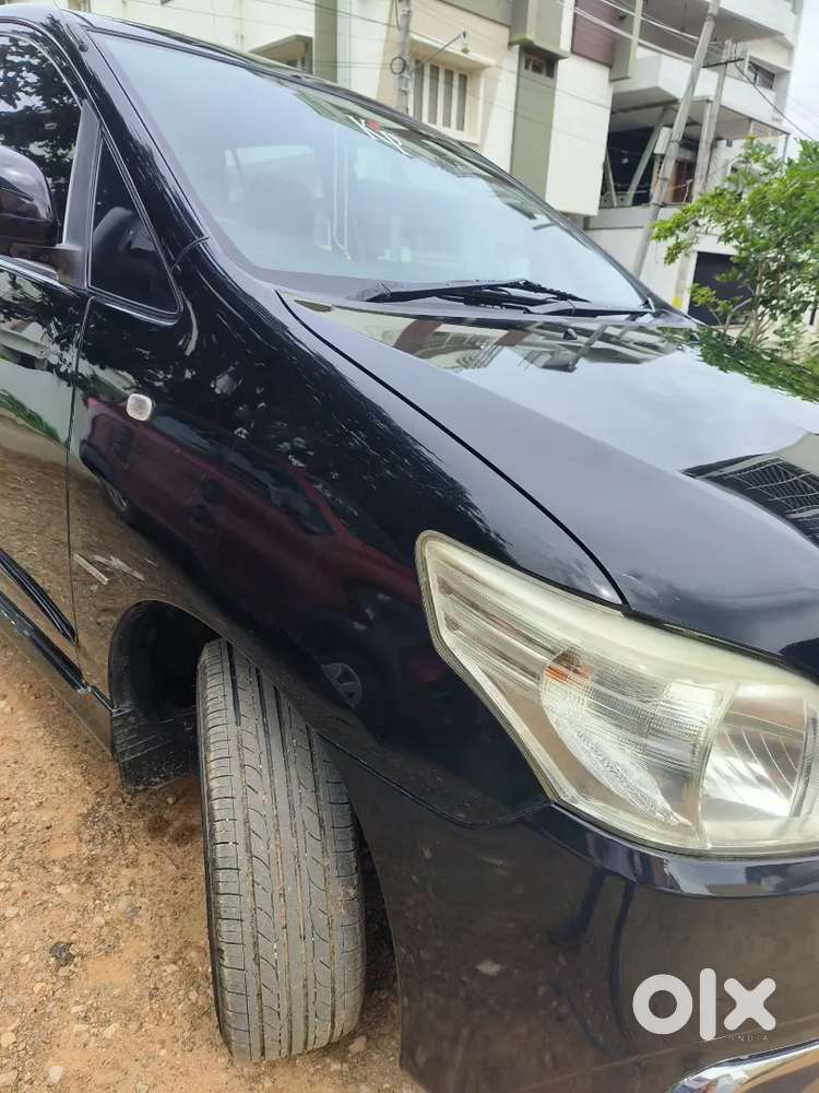 Toyota Innova 2.5 Vx 2015