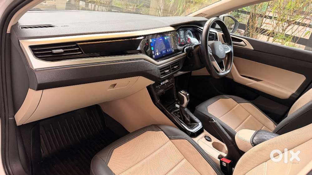 2023 Model Volkswagen Virtus Highline (1.0l Tsi At) Only 17,040 Km