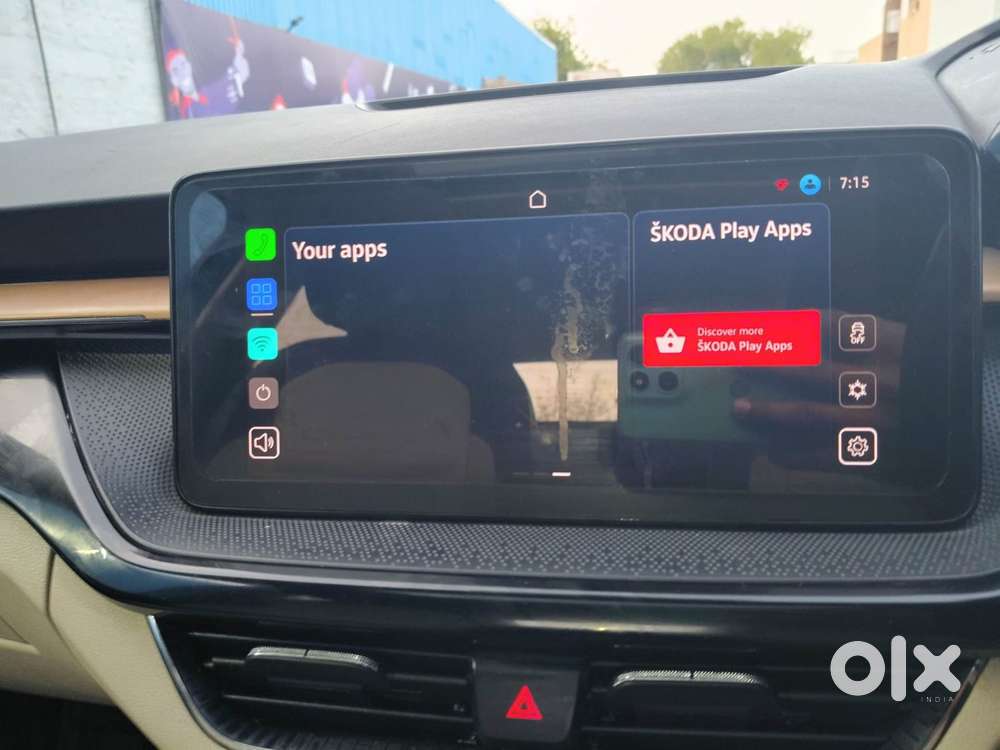 Skoda Slavia Style 1.0l Tsi At, 2022, Petrol