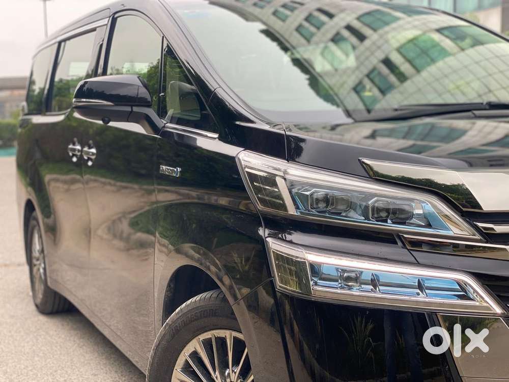 Toyota Vellfire Vip – Executive Lounge, 2022, Petrol