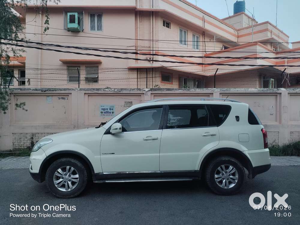 Mahindra Rexton, 2013, Diesel