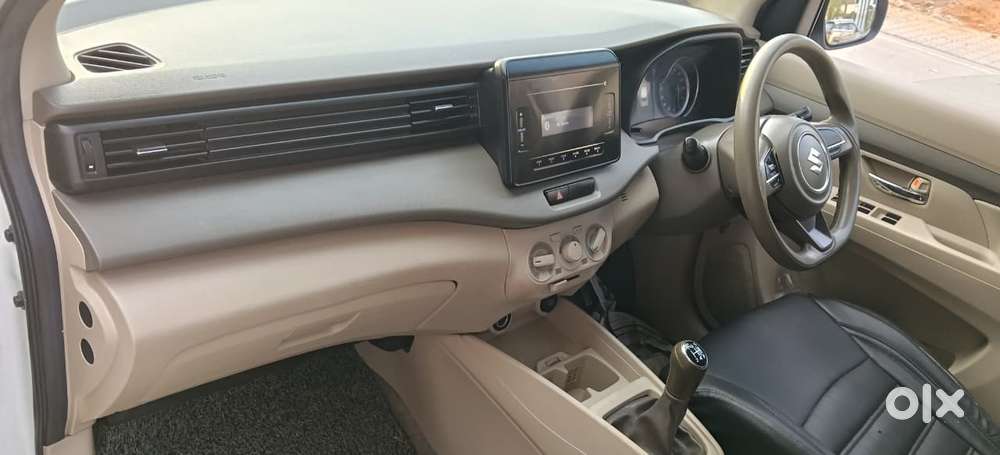 Maruti Suzuki Ertiga 2022-2023 Vxi Cng, 2025, Cng & Hybrids