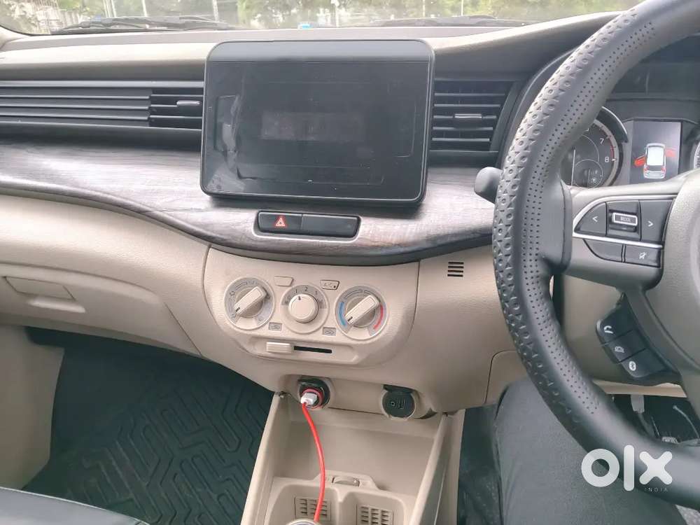 Maruti Ertiga Vxi 2025
