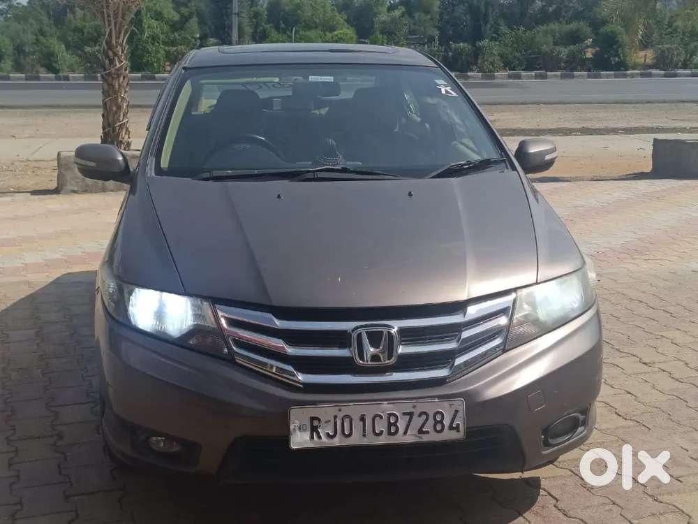 Honda City 2012 Petrol 82000 Km Driven With Sunroof