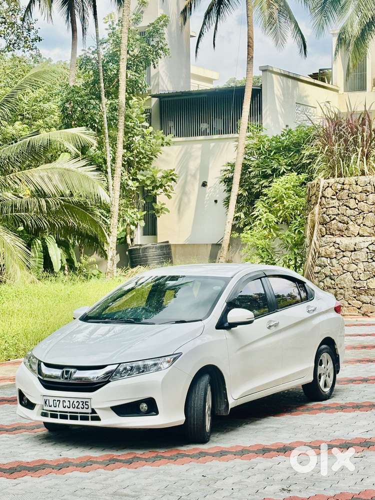 Honda City I-vtec V, 2017, Petrol