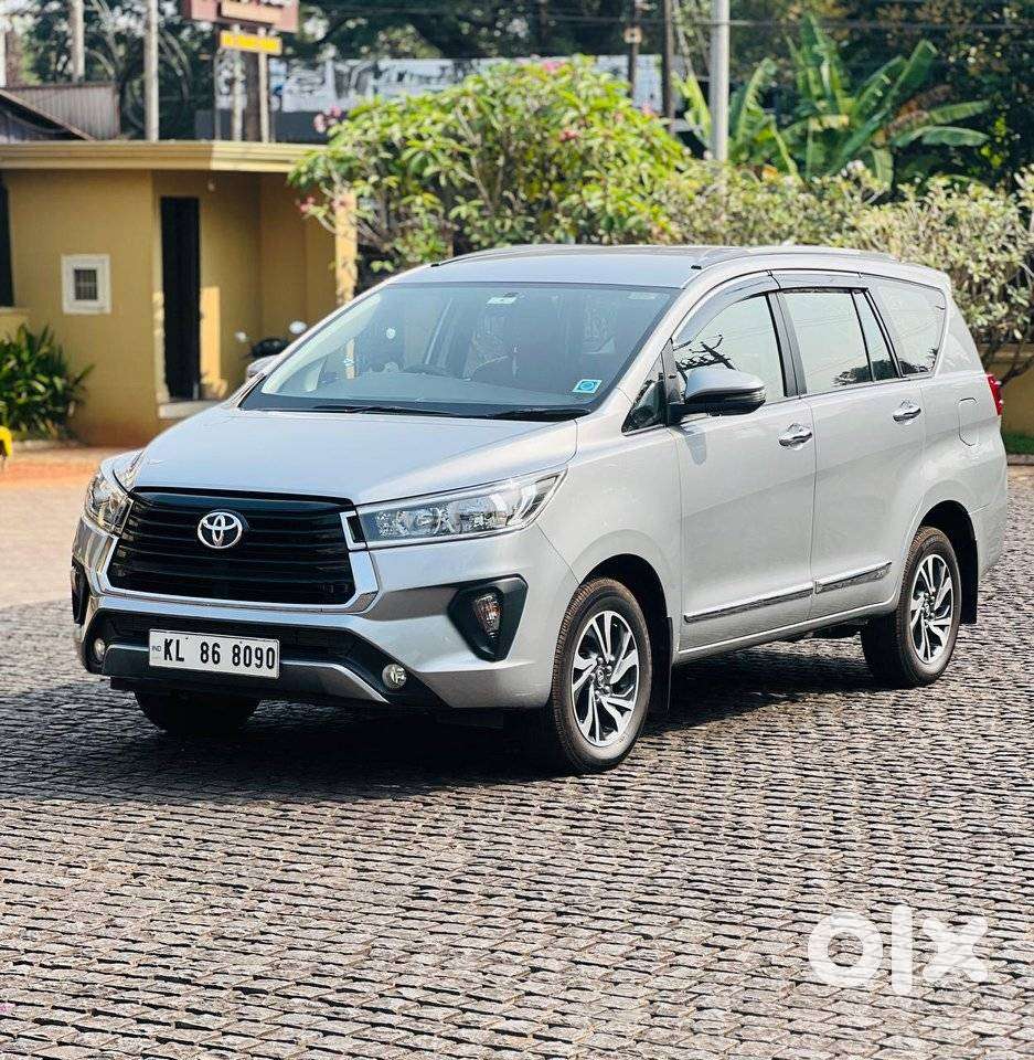 Toyota Innova Crysta