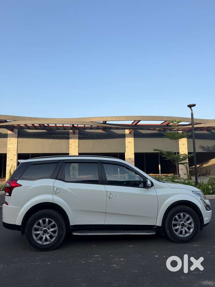 Mahindra Xuv500 Diesel 2021 Bs6 At Sunroof