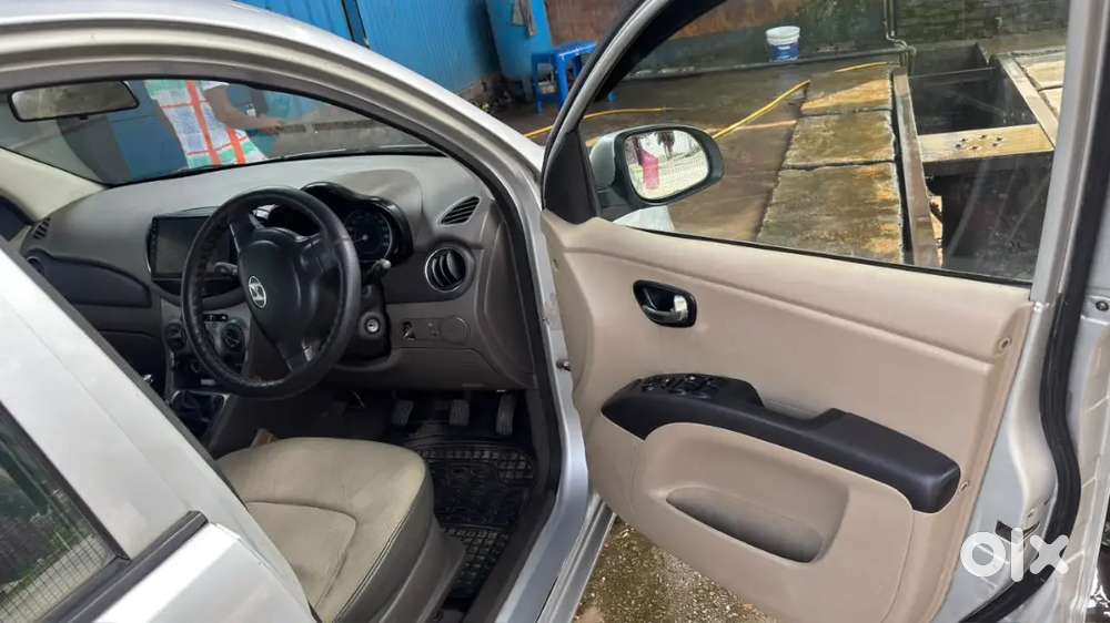 Hyundai I10 Sportz Petrol 2010