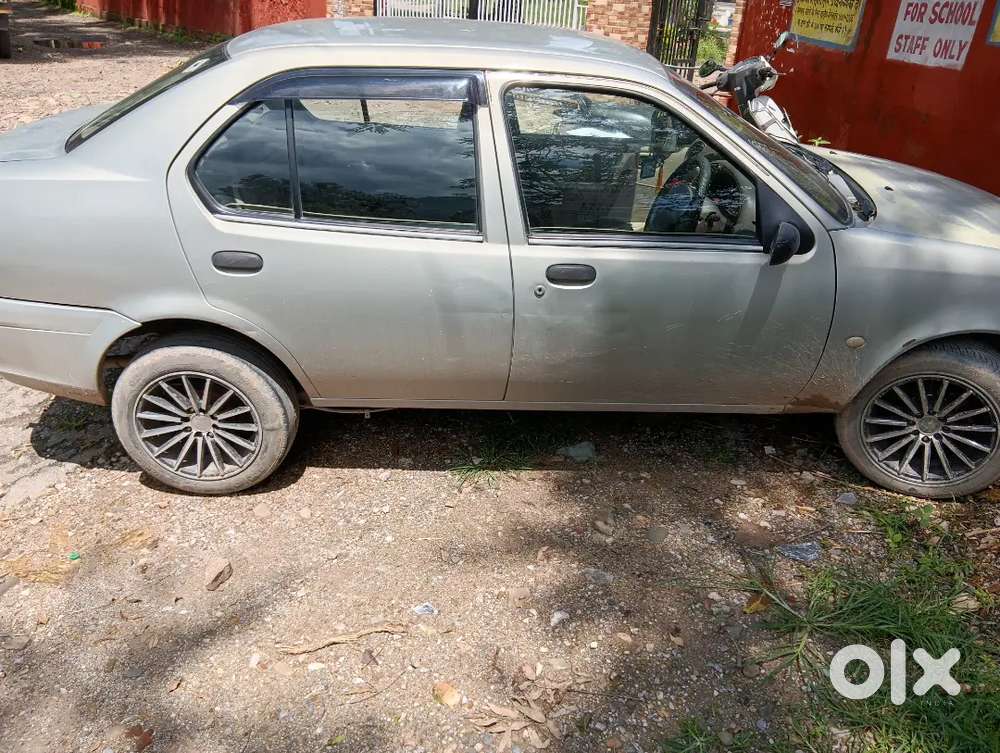 Ford Ikon 1.6 Sport 2009