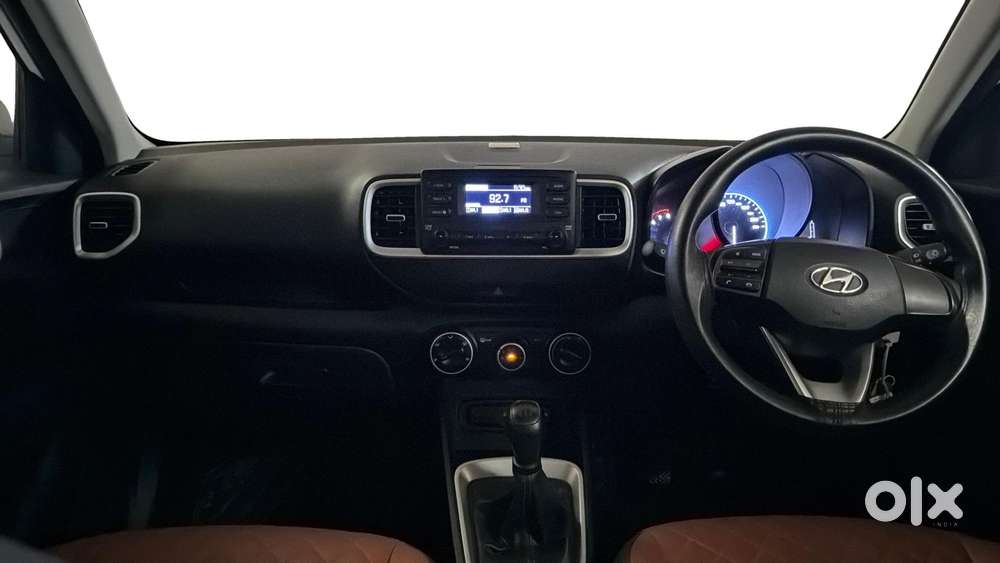 Hyundai Venue 1.2 S Plus, 2021, Petrol