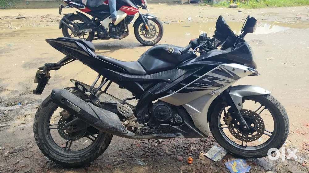 Yamaha R15S 2016 Petrol Seal engine